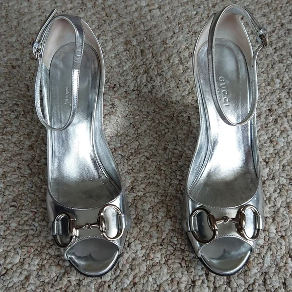 Gucci Silver Metallic classic horse bit leather wedges size 6B - Picture 2 of 16